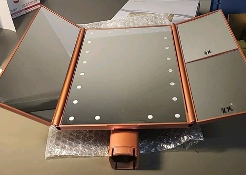 Deweisn tri fold lighted - tri-fold,